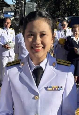 นางสาวจุลริน สุขรัง